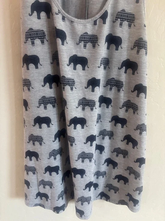 Aerie Gray Elephant Print Muscle Tank - Picture 5 of 5